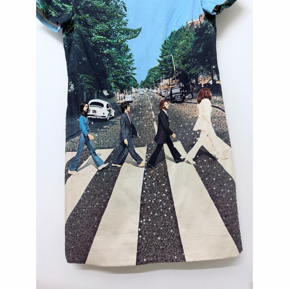 Alice + Olivia x The Beatles Abbey Road Print Mini Dress Embellished Sequin 2 - Picture 6 of 16